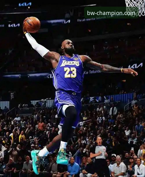 从湖人137-130胜步行者，看球星爆发背后的数据追踪实用指南